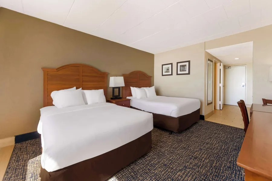 Comfort Inn South Oceanfront hotel detail image 6