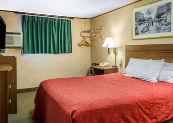 Econo Lodge Bellefonte I-99 hotel thumbnail 7