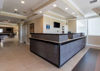 Travelodge by Wyndham Lakeland hotel thumbnail 3