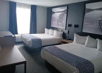 Super 8 by Wyndham St-Jerome hotel thumbnail 6