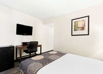 Best Western Yacht Harbor Hotel hotel thumbnail 8