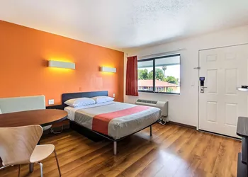 Motel 6 Sunnyvale, CA - South hotel thumbnail 6