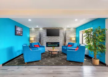 Quality Inn Huron hotel thumbnail 3