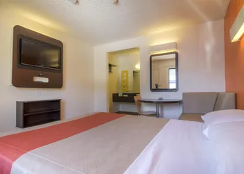 Motel 6 Las Vegas, NV – I-15 Stadium hotel thumbnail 8