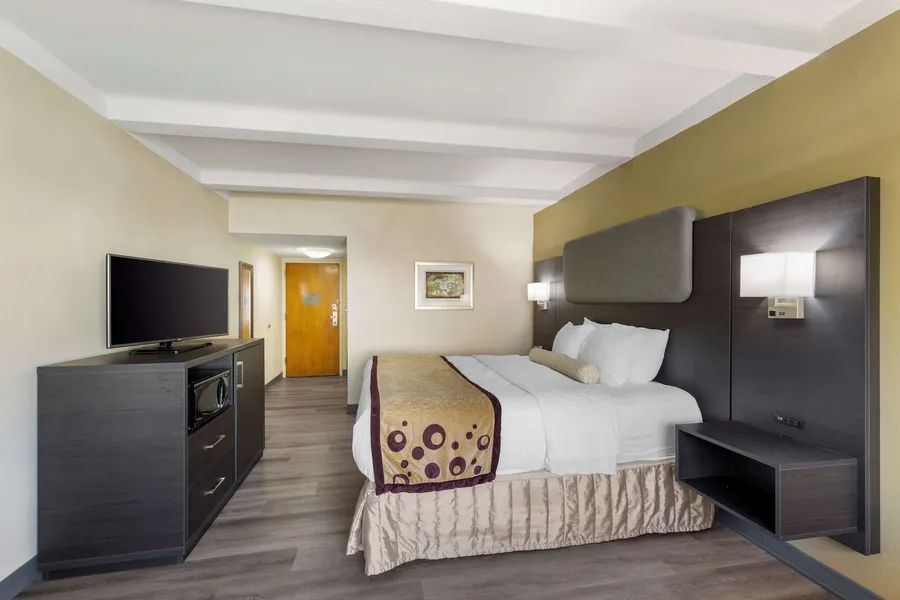 Best Western Plus Madison-Huntsville Hotel hotel detail image 6