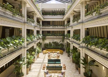 Mayfair House Hotel & Garden hotel thumbnail 2