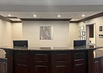 Comfort Suites Oshkosh West hotel thumbnail 2