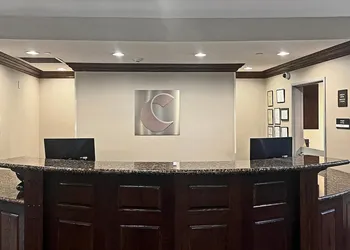Comfort Suites Oshkosh West hotel thumbnail 2