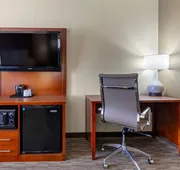 Comfort Suites Oshkosh West hotel detail image 4
