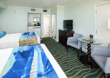 RumFish Beach at TradeWinds hotel thumbnail 5