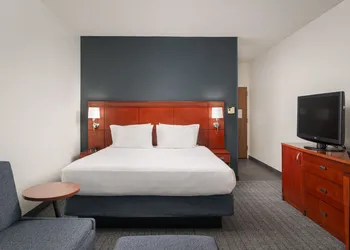 Courtyard Melbourne West hotel thumbnail 7