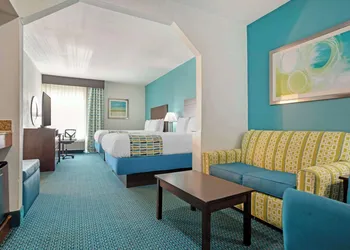 Best Western Plus Blue Angel Inn hotel thumbnail 4