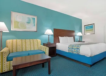 Best Western Plus Blue Angel Inn hotel thumbnail 5