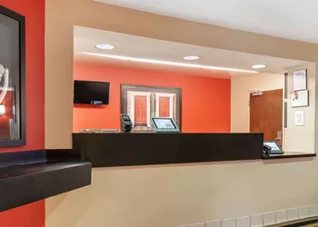 Extended Stay America Select Suites Detroit Sterling Heights hotel thumbnail 2