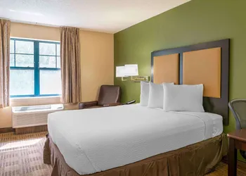 Extended Stay America Select Suites Detroit Sterling Heights hotel thumbnail 4