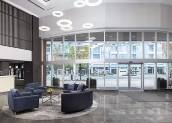 Hilton Vancouver Metrotown hotel thumbnail 4