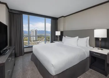 Hilton Vancouver Metrotown hotel thumbnail 8