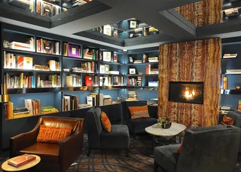 Park South Hotel, part of JdV by Hyatt hotel thumbnail 2