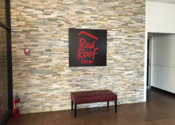 Red Roof Inn Norwich hotel thumbnail 2
