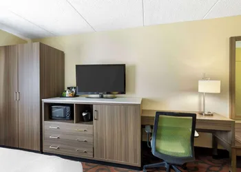 Best Western Rochester Marketplace Inn hotel thumbnail 8