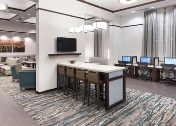 Hampton Inn & Suites Chicago-North Shore/Skokie hotel thumbnail 6