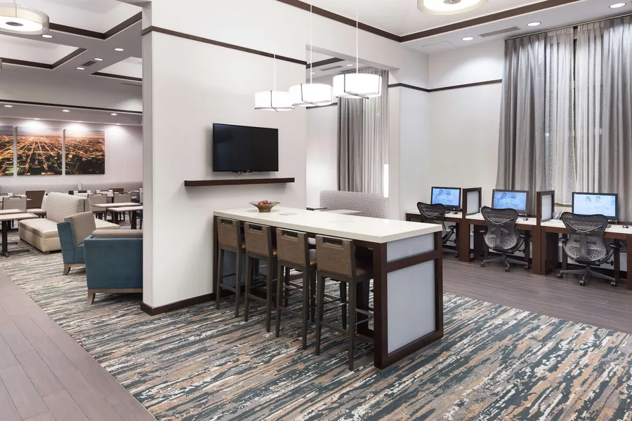 Hampton Inn & Suites Chicago-North Shore/Skokie hotel detail image 6