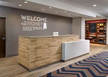 Hampton Inn & Suites Fultondale Birmingham I 65, AL hotel thumbnail 3