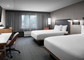 Courtyard Marriott Paso Robles hotel thumbnail 4