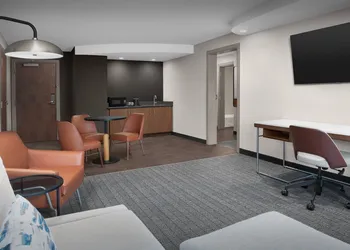 Courtyard Marriott Paso Robles hotel thumbnail 5