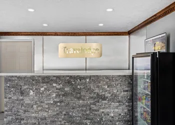 Travelodge by Wyndham Bloomington hotel thumbnail 2