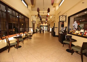 Rosen Inn at Pointe Orlando hotel thumbnail 3