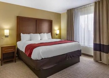 Comfort Inn Garner Clayton I-40 hotel thumbnail 4