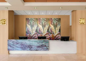 Sheraton La Jolla Hotel hotel thumbnail 5
