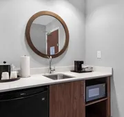 Hampton Inn & Suites Pensacola I-10 N at Univ. Town Plaza hotel detail image 5
