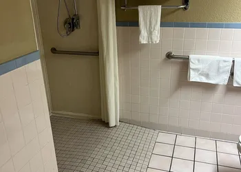 Americas Best Value Inn Pharr hotel thumbnail 5