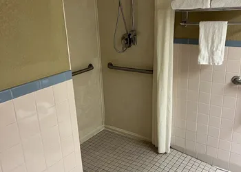 Americas Best Value Inn Pharr hotel thumbnail 6