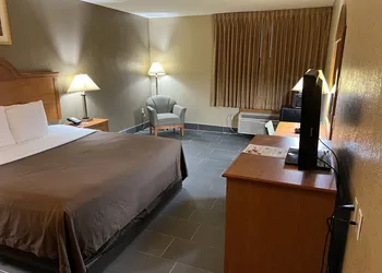 Americas Best Value Inn Pharr hotel thumbnail 7
