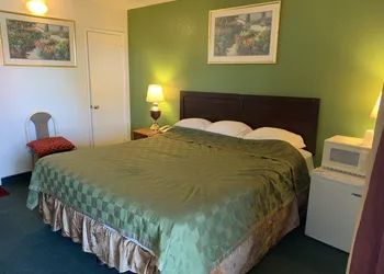 Budget Inn and Suites El Centro hotel thumbnail 6