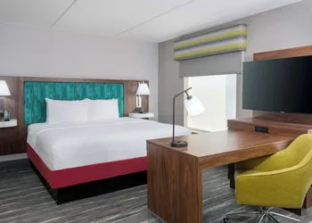 Hampton Inn & Suites Cleveland-Beachwood hotel thumbnail 7