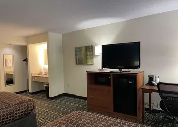 Best Western Tallahassee-Downtown Inn & Suites hotel thumbnail 3