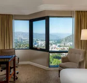 Hilton Los Angeles/Universal City hotel detail image 7