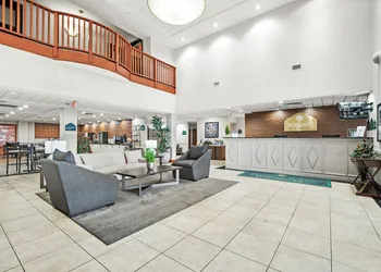 Wingate by Wyndham - Edmonton West hotel thumbnail 2