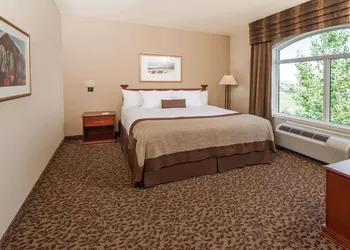 Wingate by Wyndham - Edmonton West hotel thumbnail 8