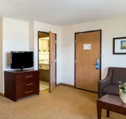 Comfort Suites Downtown Sacramento hotel detail image 7
