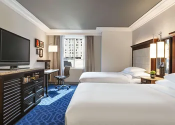 Hilton Checkers Los Angeles hotel thumbnail 7