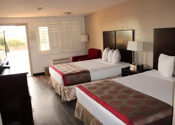 Infinity Inn & Suites hotel thumbnail 6