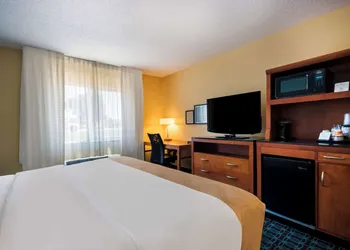 Quality Inn & Suites Bozeman hotel thumbnail 7