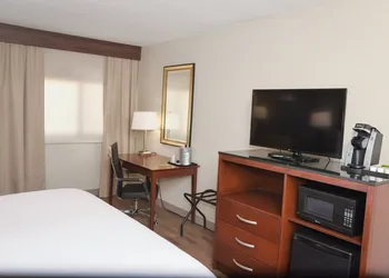 Holiday Inn Blmgtn Arpt South - Mall Area by IHG hotel thumbnail 7