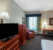 La Quinta Inn & Suites by Wyndham Rifle hotel detail image 3