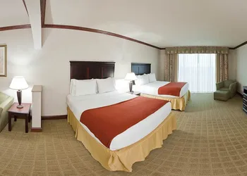 Holiday Inn Express Hotel & Suites Sherman Highway 75 by IHG hotel thumbnail 4